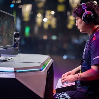 Fighting Game God Vows to Quit Streaming And Take Street Fighter 6 Seriously